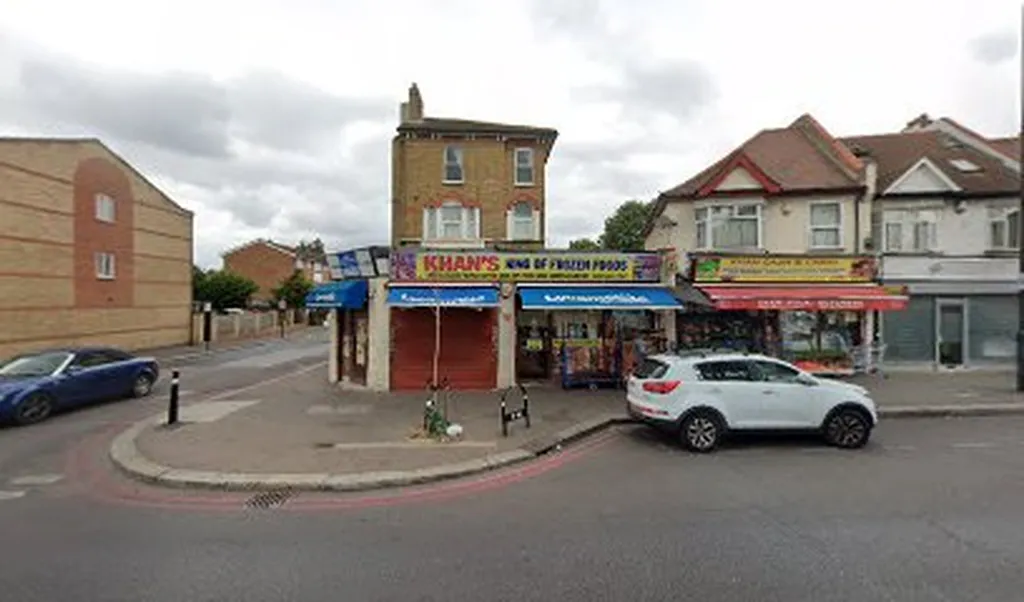 Khan Supermarket