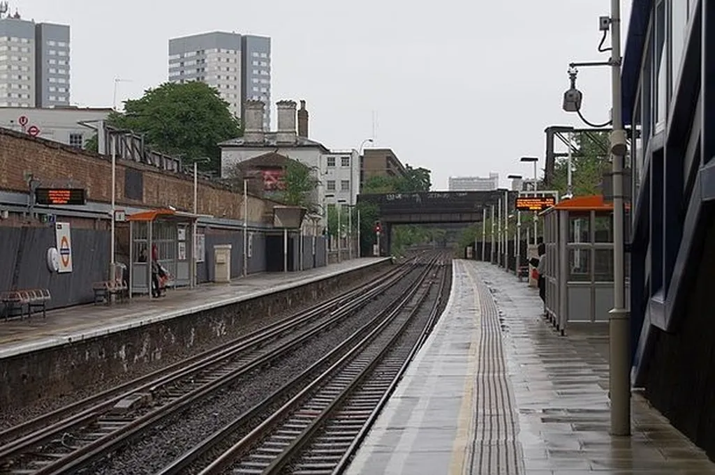 Kilburn High Road Station (Stop Z)