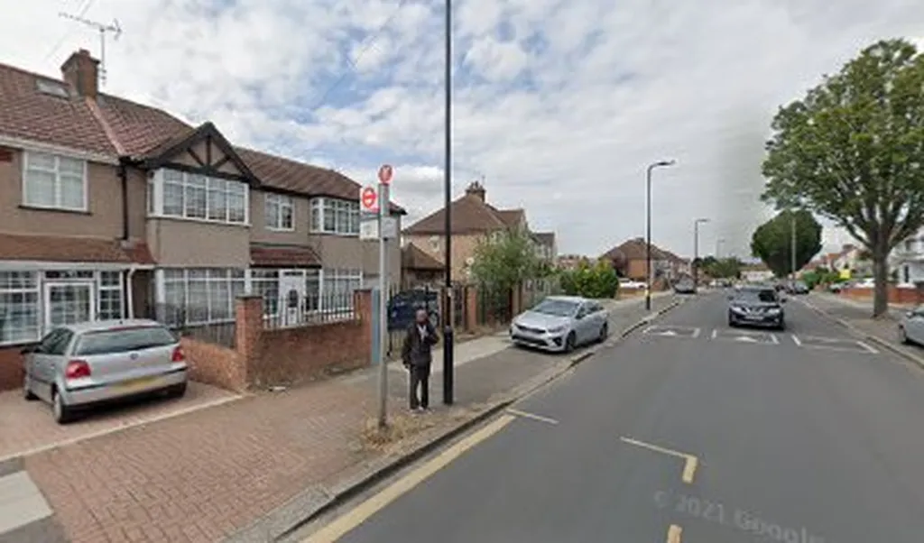 Kingsley Avenue (Stop Y)