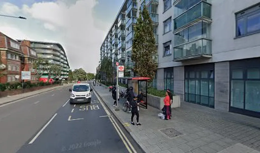 Lakeside Way (Stop C)