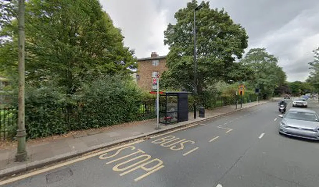 Lawford Road (Stop D)