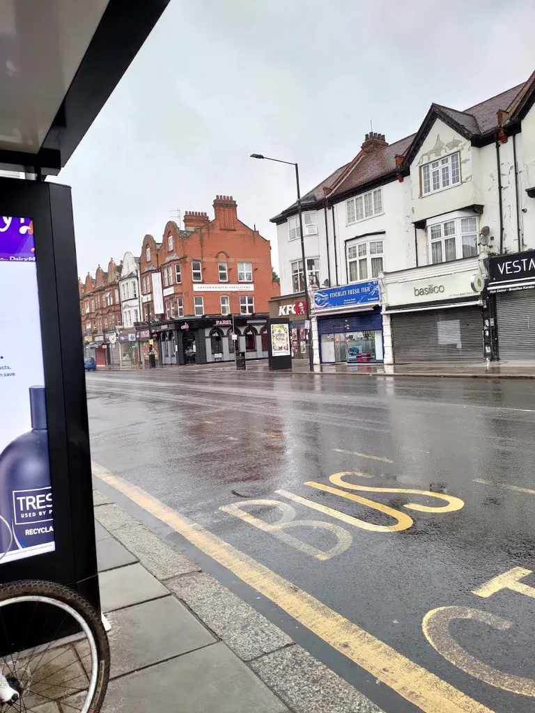 Long Lane Finchley Central (Stop B)