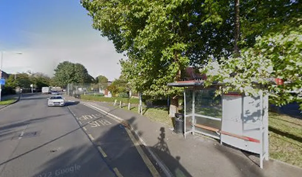 Longmead Road (Stop SL)