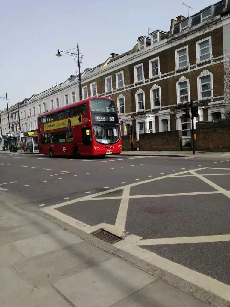 Lonsdale Road (Stop K)