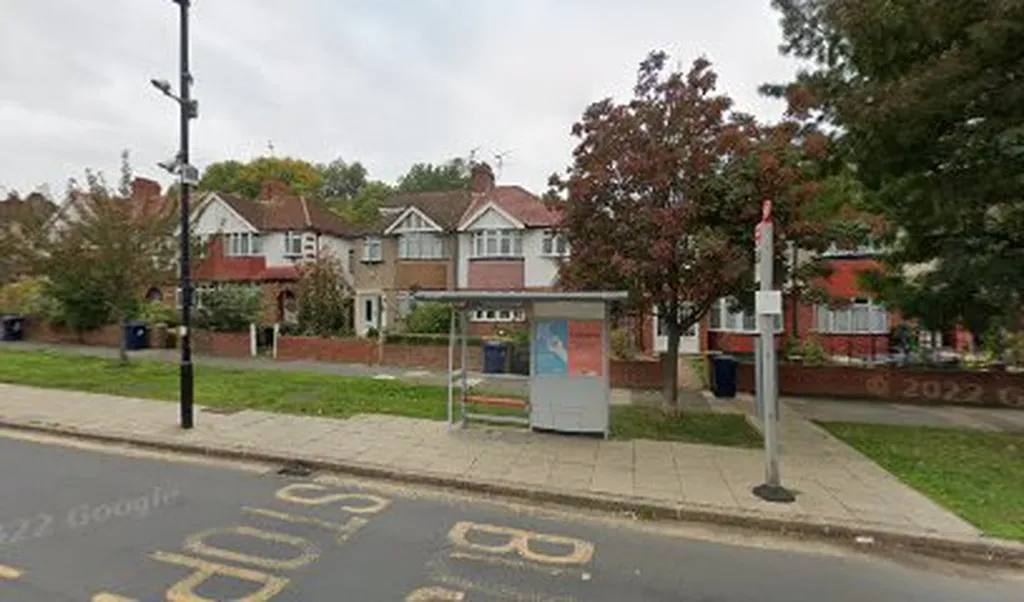 Malden Avenue (Stop NR)