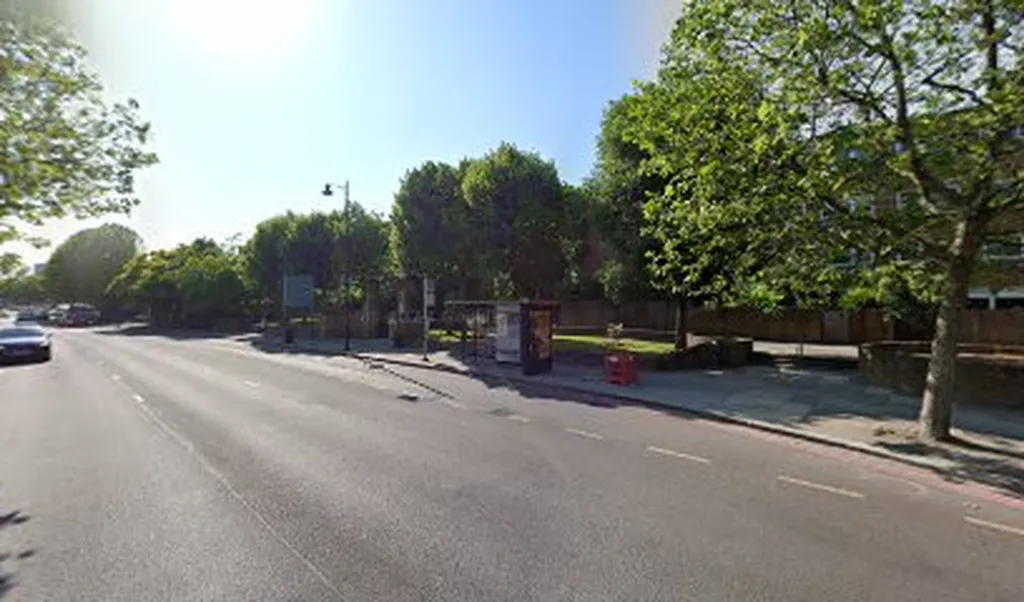 Marcilly Road (Stop B)