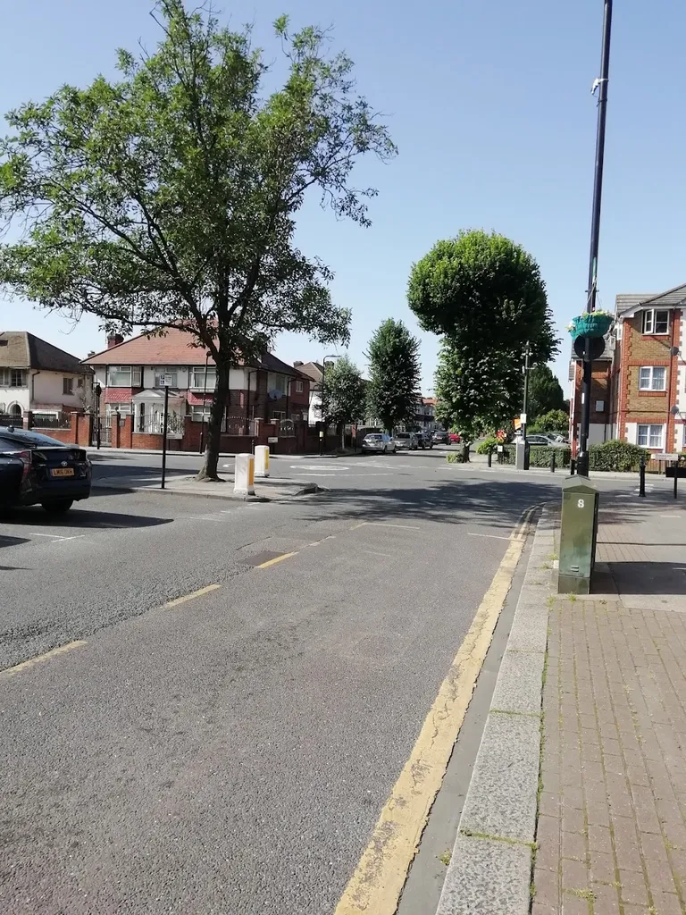 Medway Parade (Stop D)