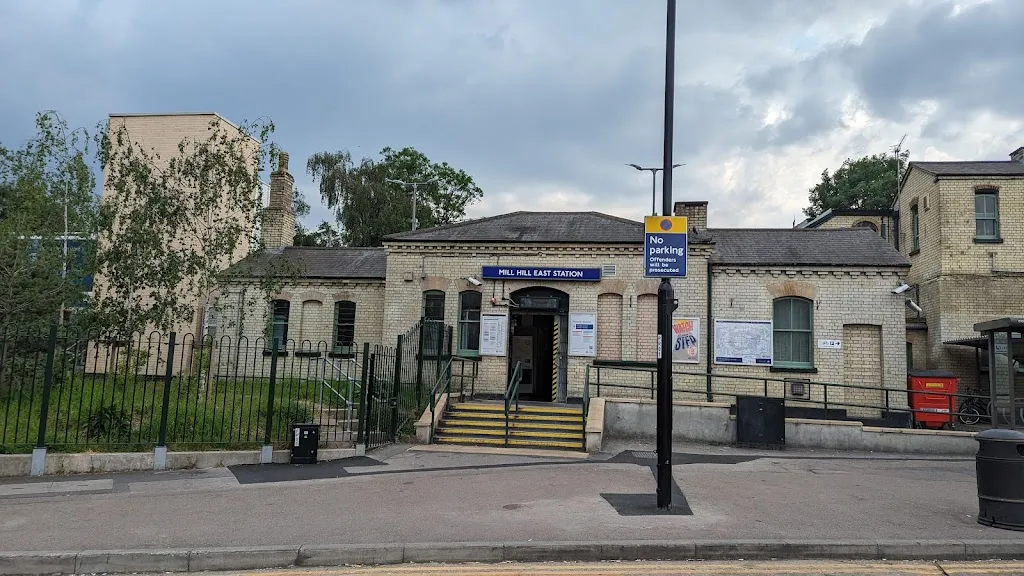 mill-hill-east-station-opening-times-contacts-train-station-in-london