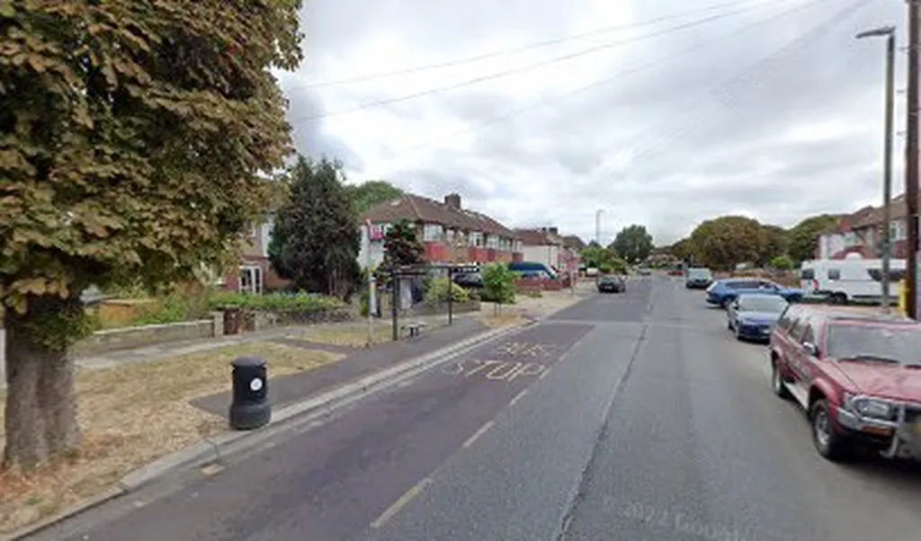 Monkleigh Road (Stop HJ)