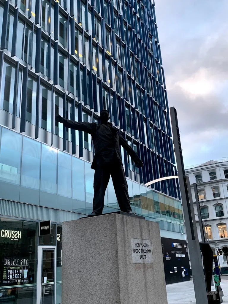 Monument to the Unknown Artist