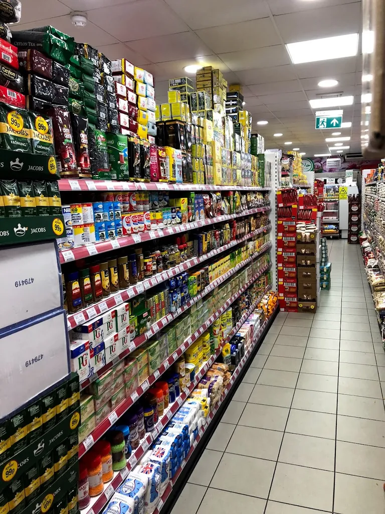 Öncü Food Centre - Enfield