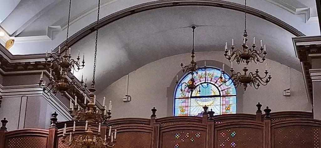 New Bobov Synagogue