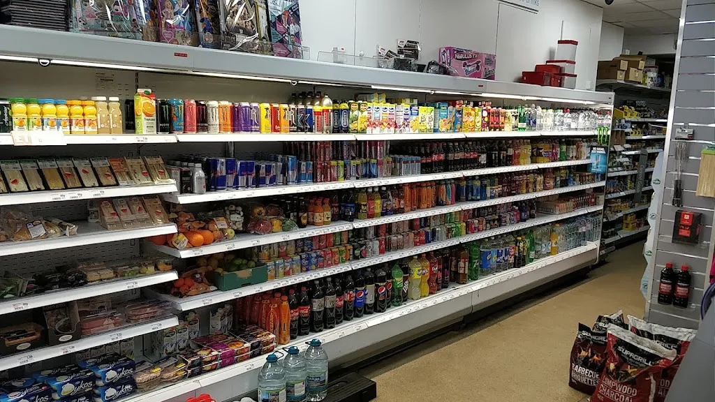 Nisa Local - Greenwich Vape Shop