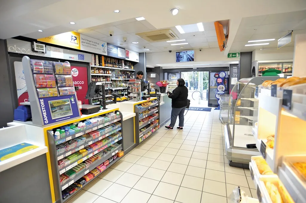 Nisa Local