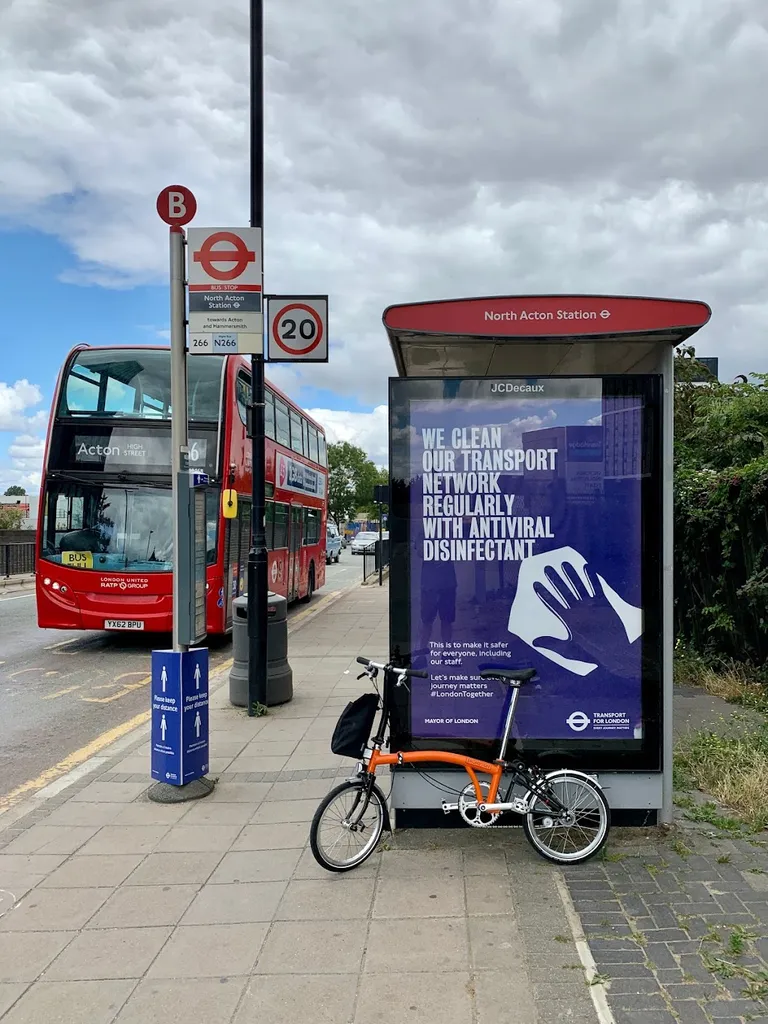 North Acton Station (Stop B)