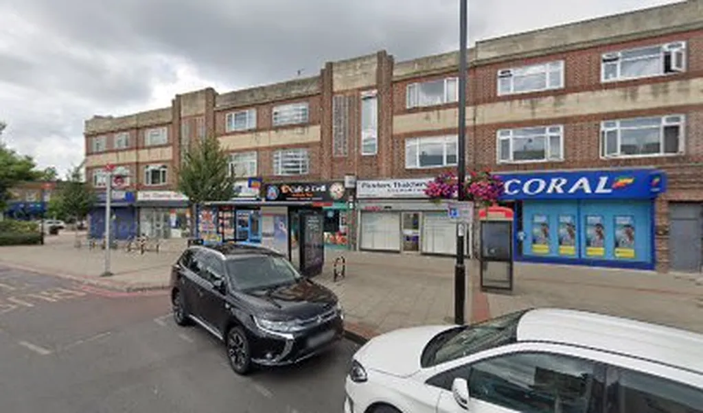 North Cheam / Queen Victoria (Stop C)