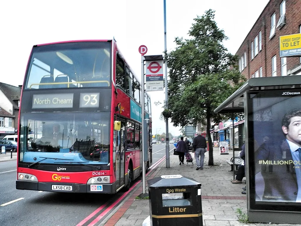 North Cheam / Queen Victoria (Stop D)