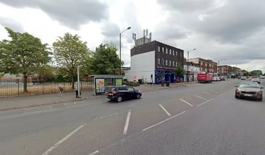 North Cheam Sainsbury's (Stop K)