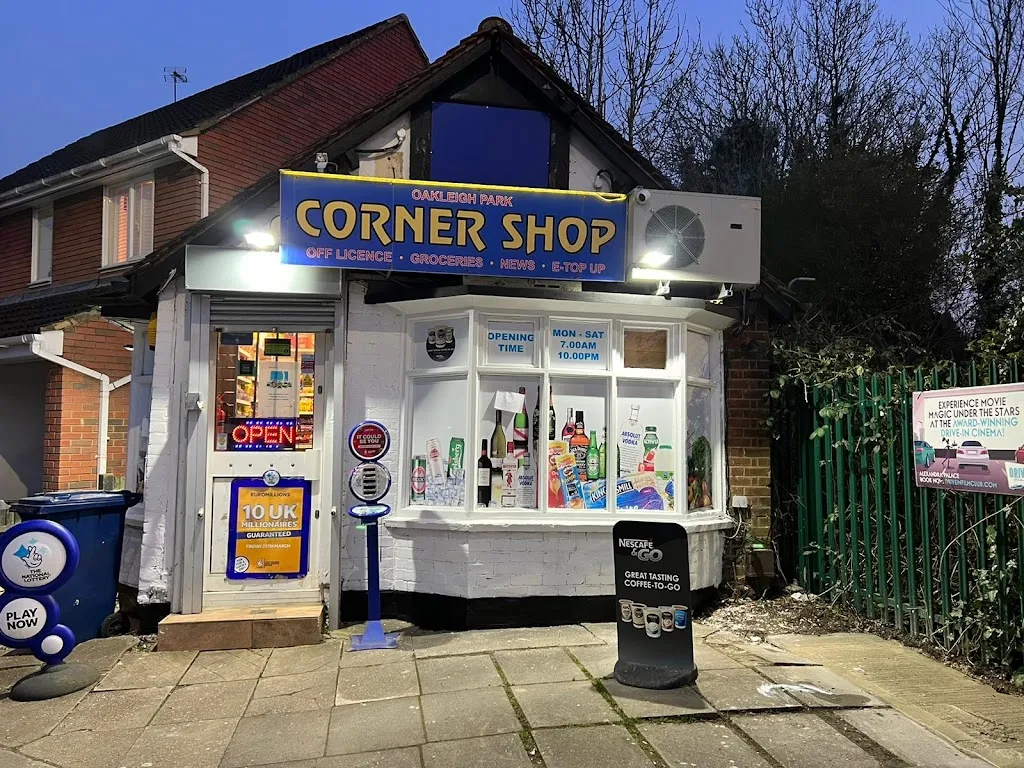 Oakleigh Park Corner Shop