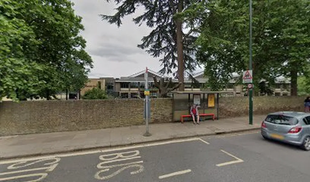 Orleans Park School (Stop E)