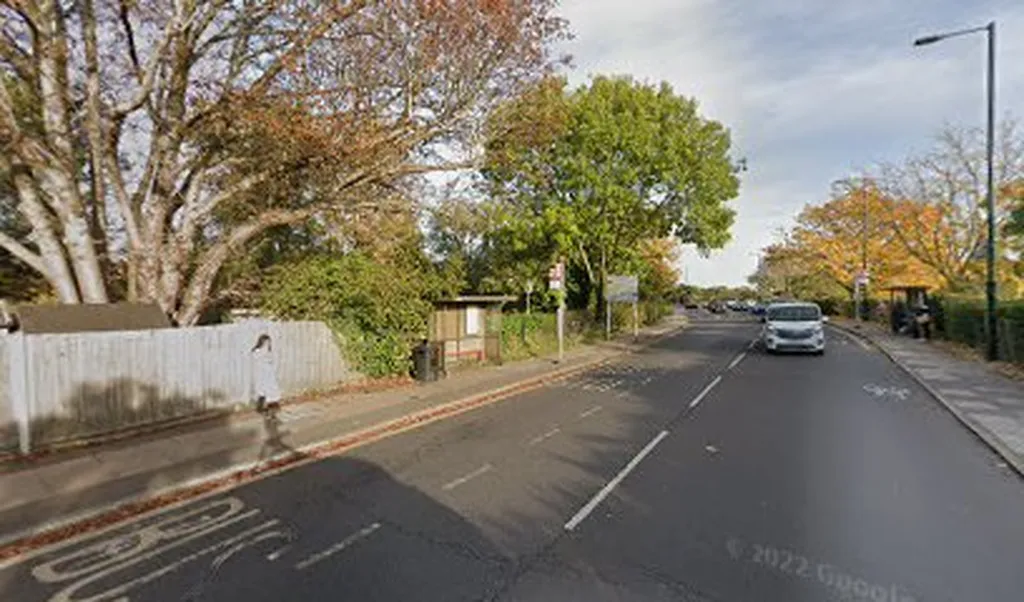 Ormond Drive (Stop HJ)