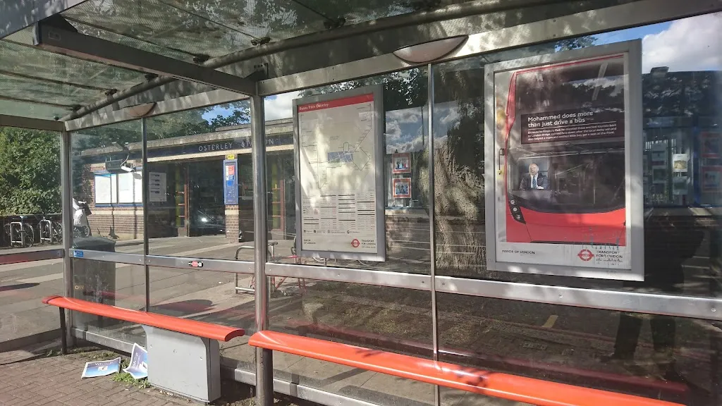 Osterley Station (Stop S)