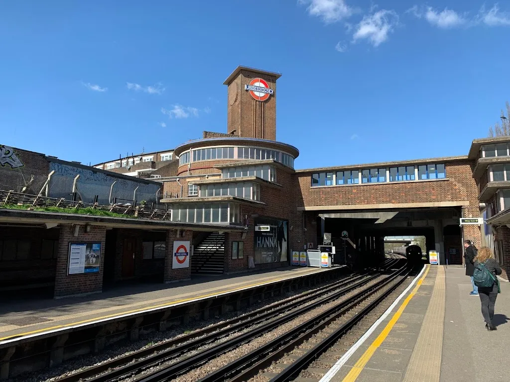 Park Royal Station (Stop M)