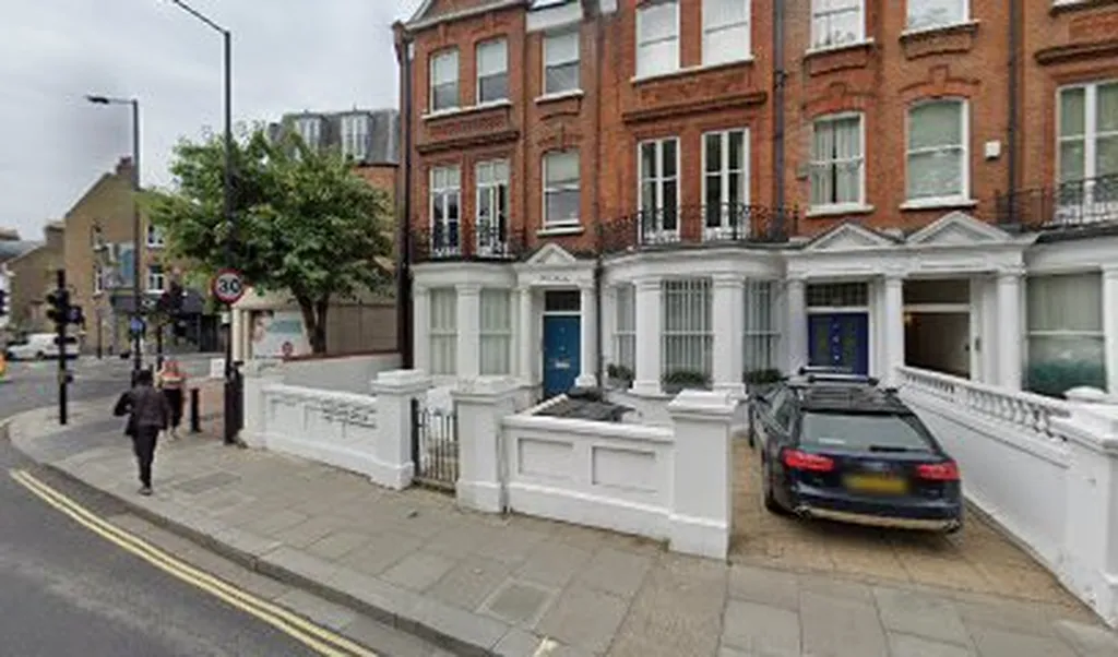 Parsons Green Airport Transfer Taxi