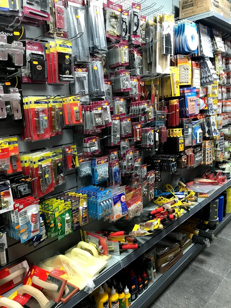 Payless Pound+ Enfield