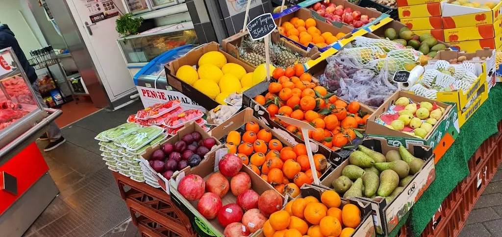 Penge Halal Meat Market And Grocers
