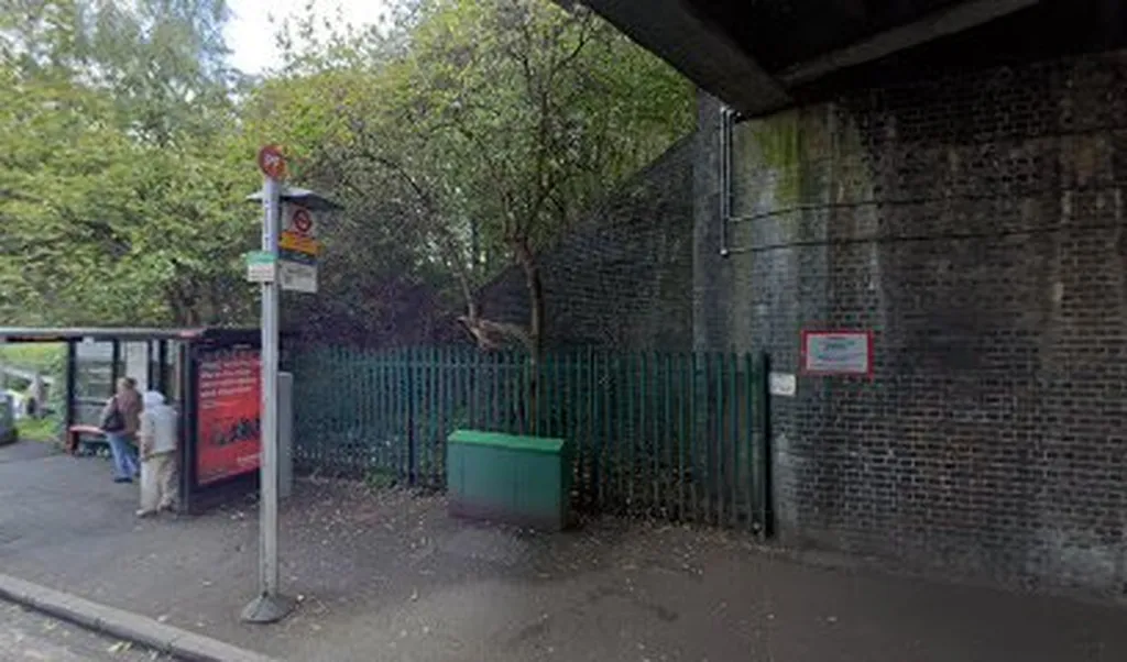 Perivale (Stop PF)