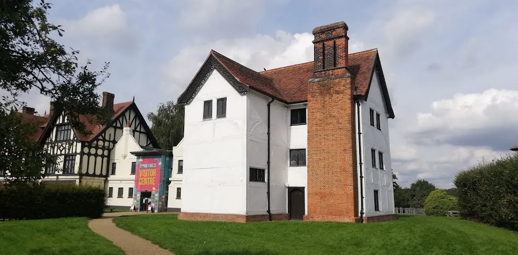 Queen Elizabeth's Hunting Lodge