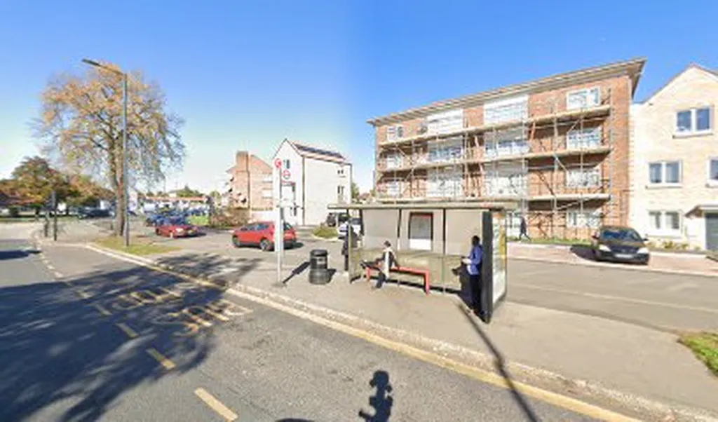Queensbury Circle (Stop C)