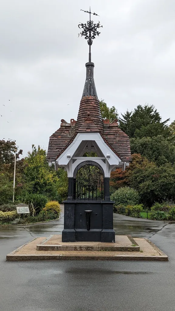 Roundwood Park (Stop HA)