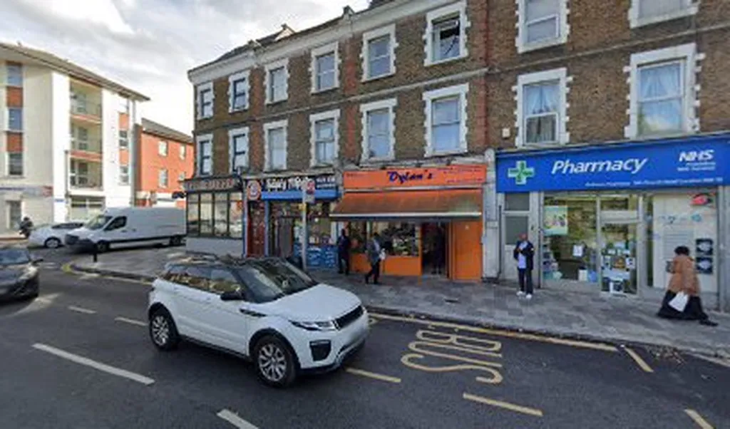 Roundwood Road