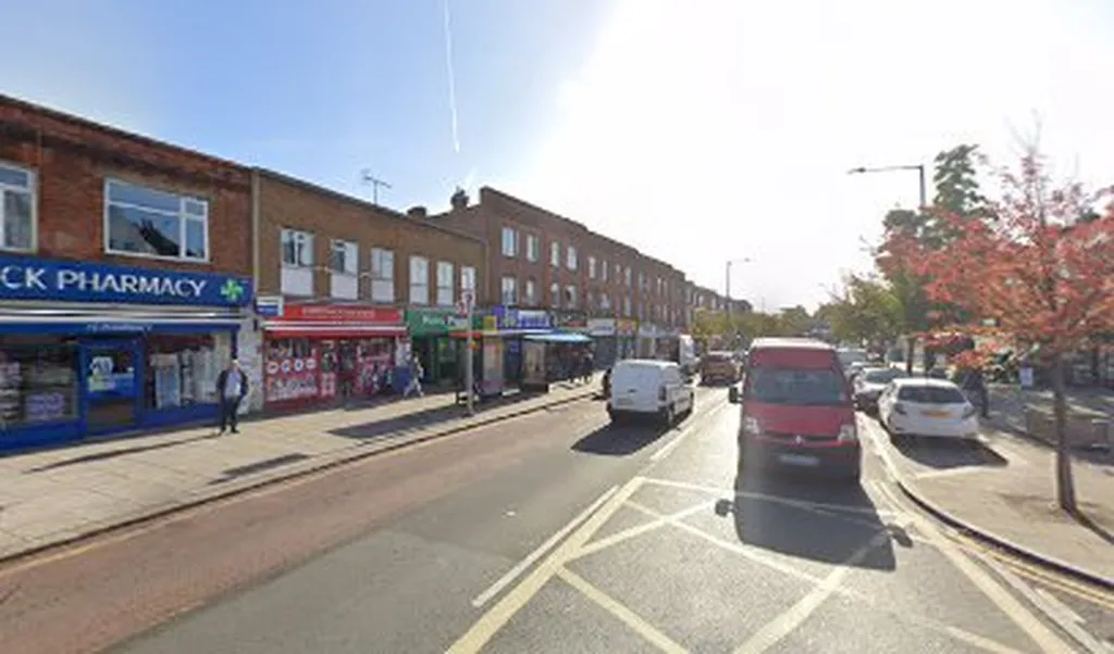 Rugby Avenue (Stop L)