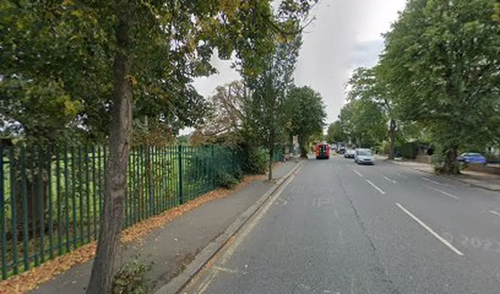 Ruislip Road East (Stop AA)