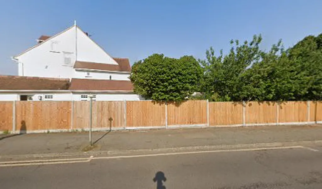 Sandy Lane Cheam