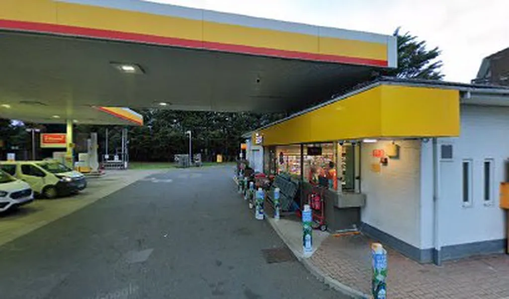 Shell Select