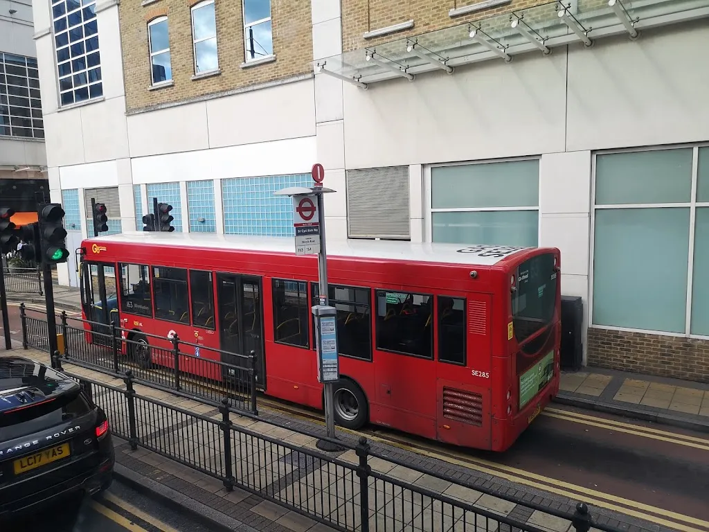 Sir Cyril Black Way (Stop I)