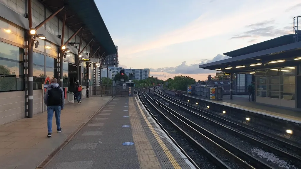 Southall Station (Stop O)