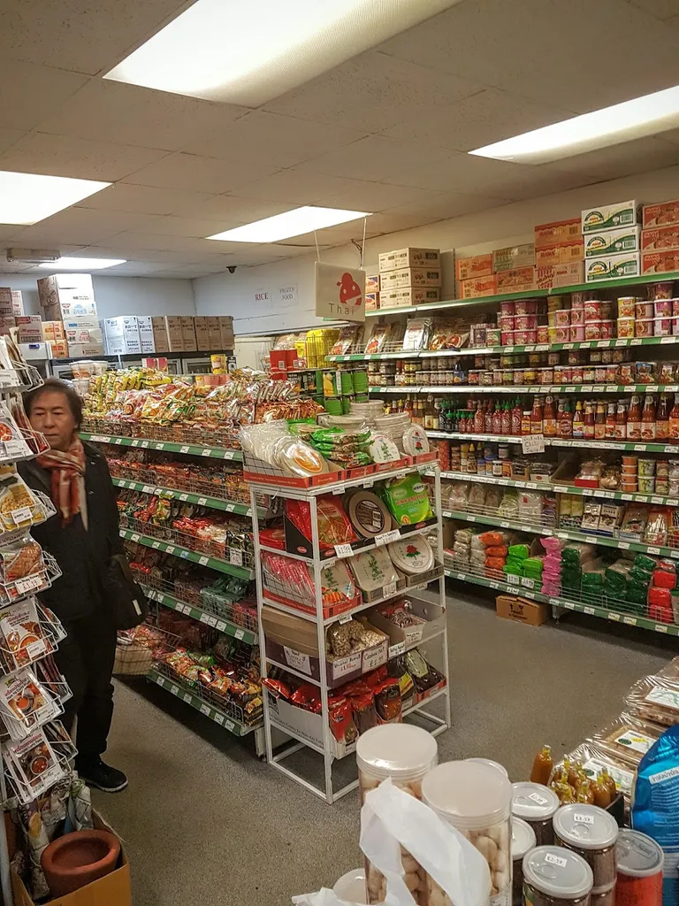 Sriracha Supermarket