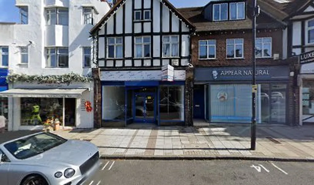 St Christopher's Hospice Hayes Charity Shop