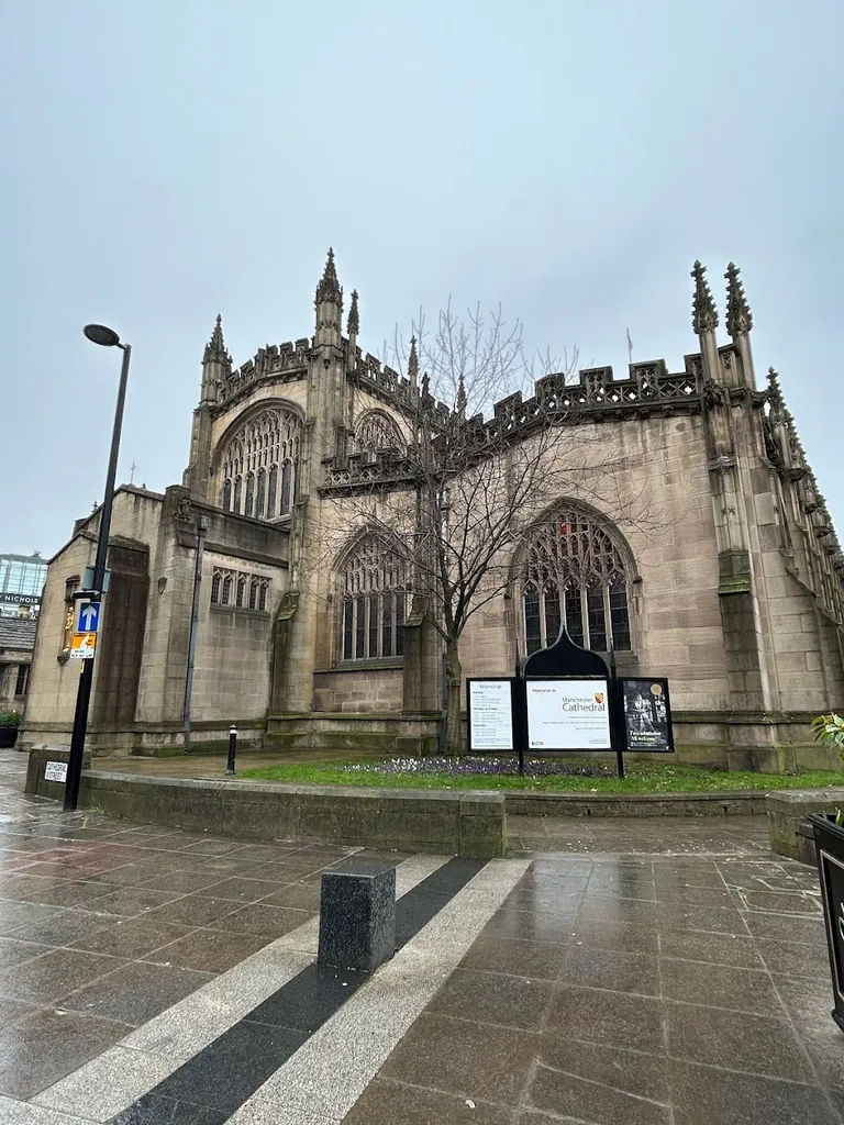 St Gabriels Church (Stop NH)