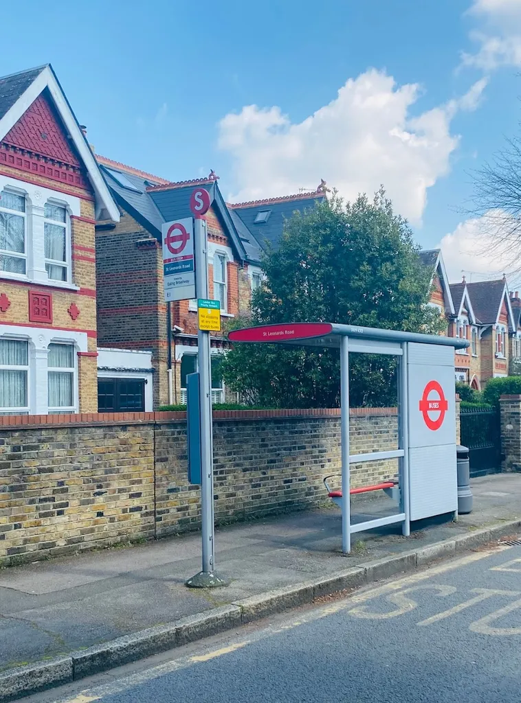 St Leonards Road West Ealing (Stop S)