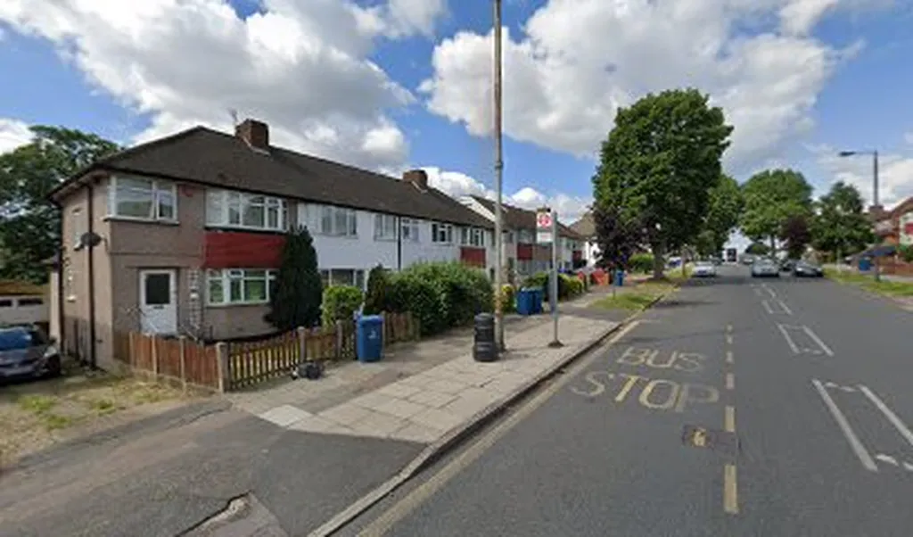 Stanhope Avenue