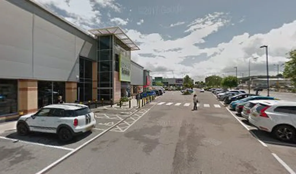 Staples Corner MiniCabs 24/7