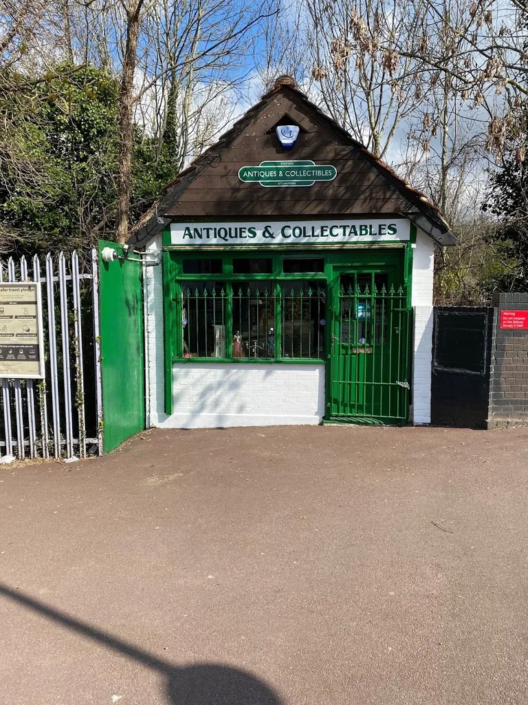 Station Antiques & Collectibles