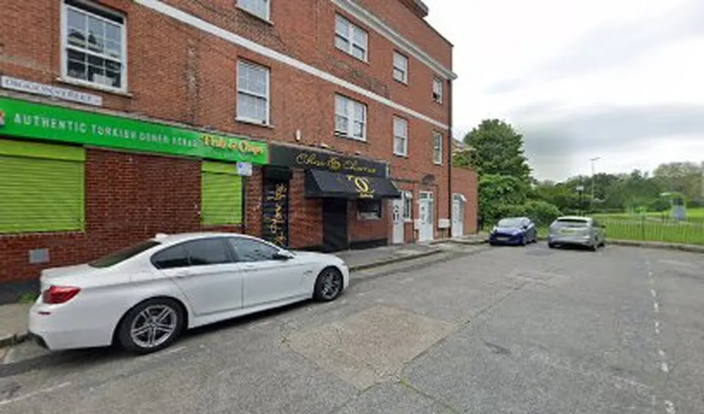 Stepney Mini Store