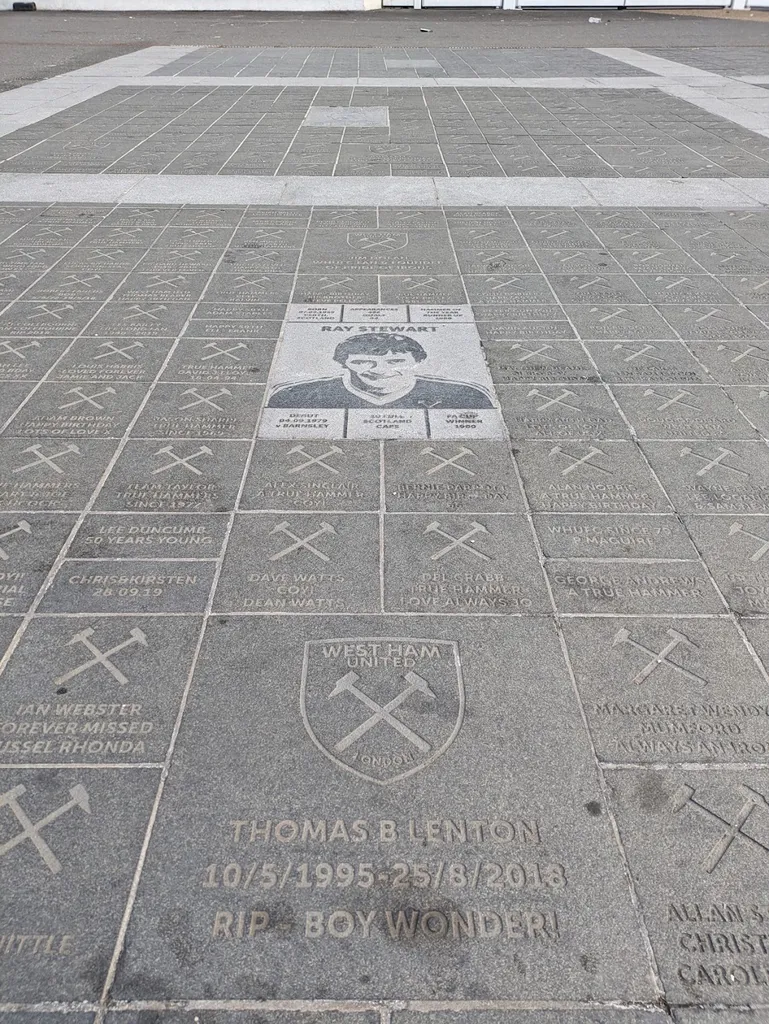 Stone Alley in memory of the players of West Ham United London